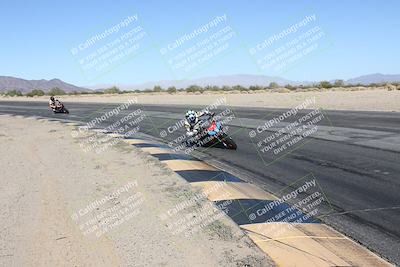 media/Dec-01-2025-Moto Forza (Mon) [[2daa91e15f]]/2-Intermediate Group/Session 4 (Turn 10 Inside)/